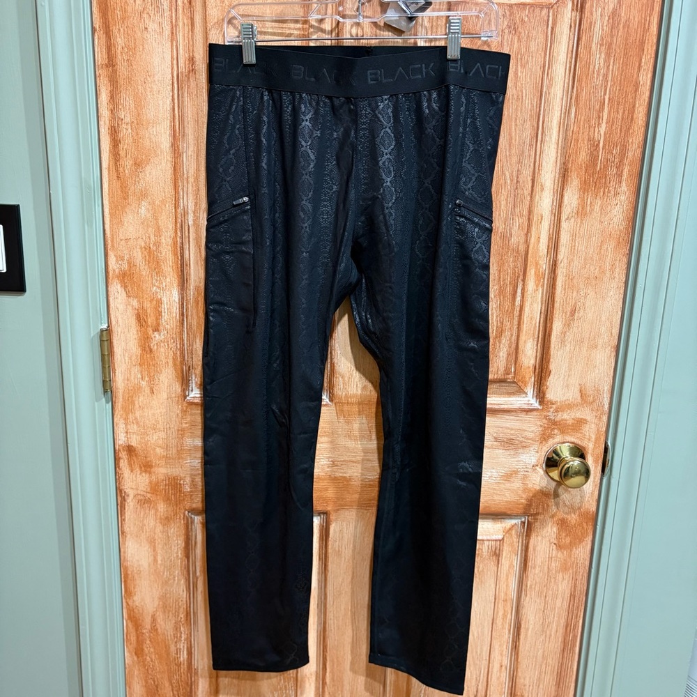 Actively Black 3x Python Snake Print Premium Acti… - image 1